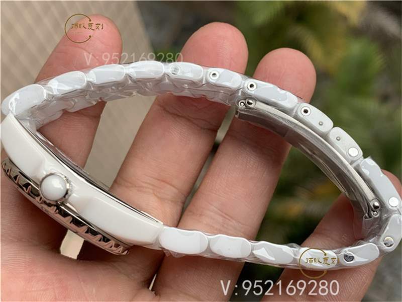 XF廠香奈兒J12系列38mmH0970腕表評(píng)測(cè),對(duì)比正品一眼假嗎-復(fù)刻表