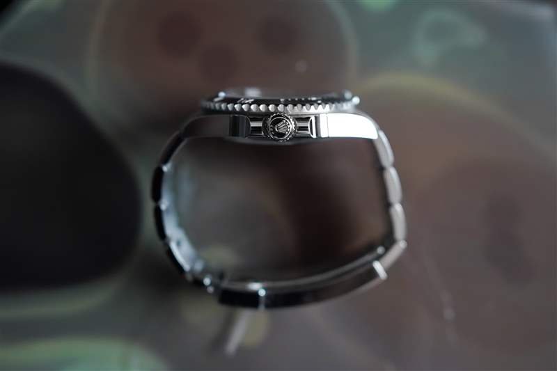 勞力士潛航者型 Ref. 124060細節做工評測-復刻表