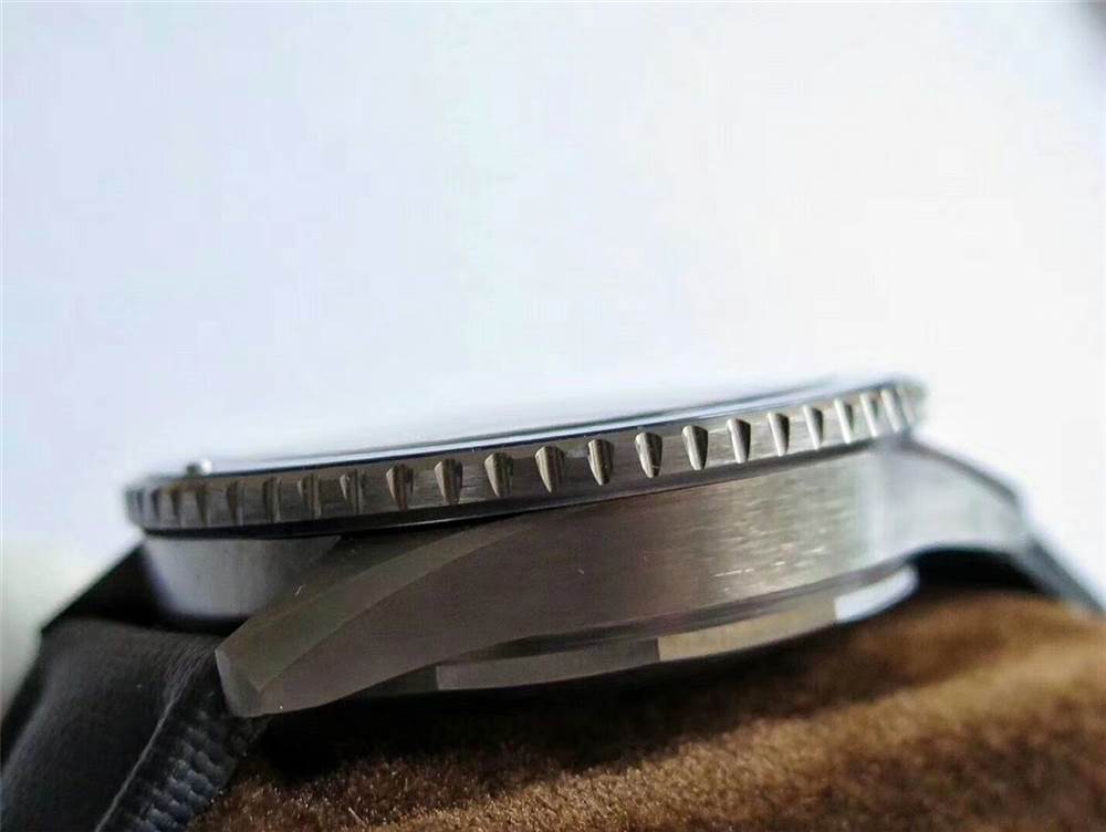 ZF廠寶珀五十噚陶瓷藍(lán)盤(pán)5000-0240-O52A復(fù)刻表做工怎么樣-復(fù)刻表