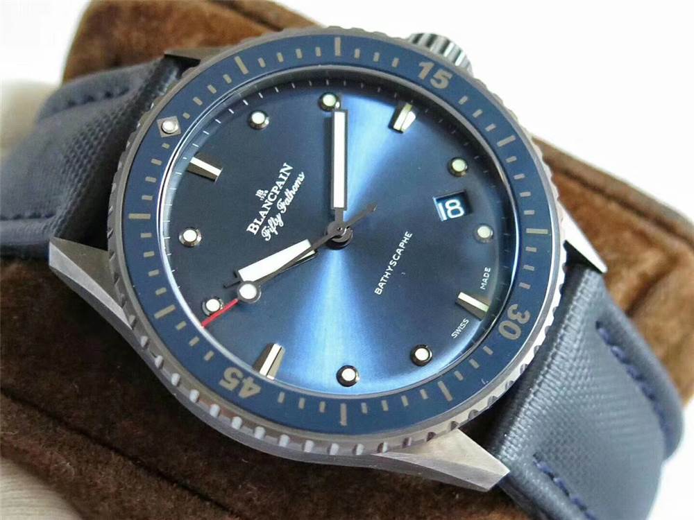 ZF廠寶珀五十噚陶瓷藍(lán)盤(pán)5000-0240-O52A復(fù)刻表做工怎么樣-復(fù)刻表