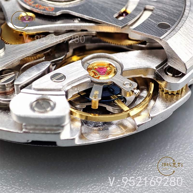 勞力士4130機(jī)芯余文樂(lè)迪通拿復(fù)刻表那個(gè)廠做的最好,BT廠和C廠對(duì)比那個(gè)更接近正品-復(fù)刻表