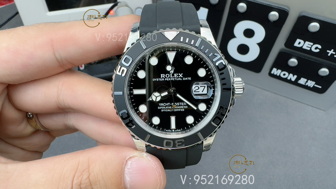 VS廠白游艇V3升級版腕表評測:3235機芯與配重工藝的完美結合-復刻表