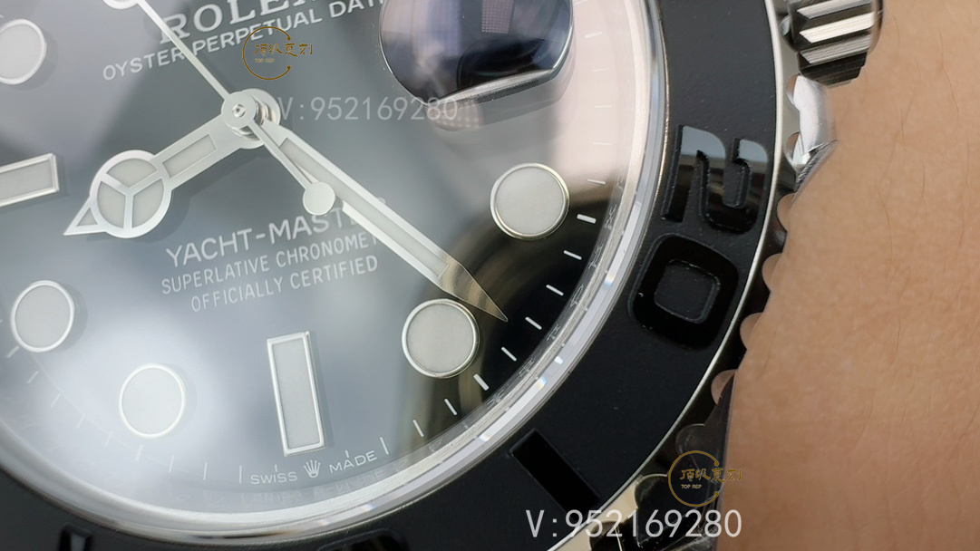 VS廠白游艇V3升級版腕表評測:3235機芯與配重工藝的完美結合-復刻表