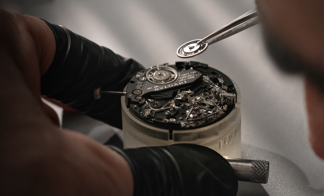 BVLGARI品牌史上最復雜表款Octo Roma大自鳴陀飛輪腕表于2024日內瓦鐘表展亮相-復刻表